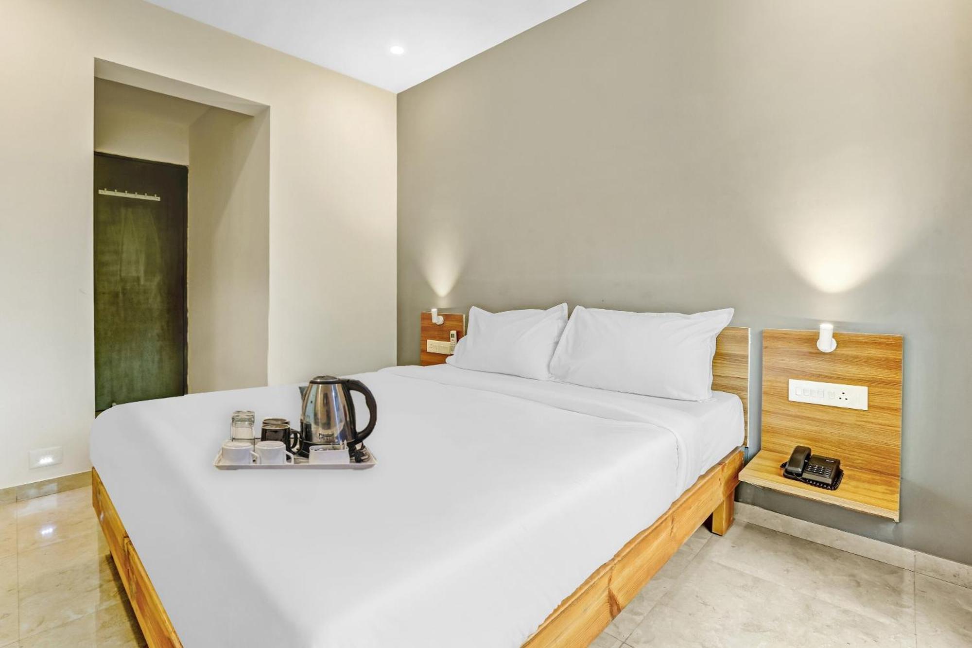 Townhouse Somani Hotel Apta Eksteriør billede
